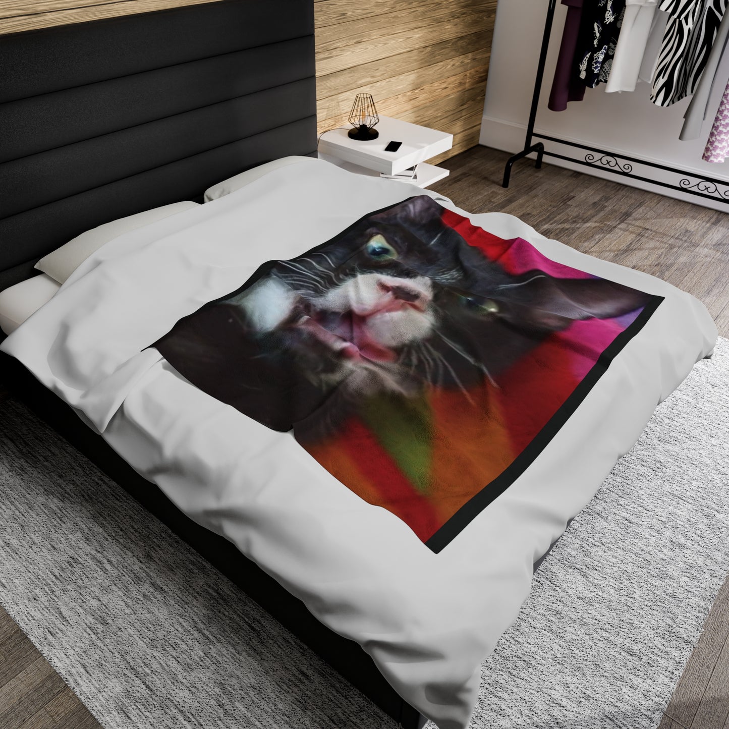 Silly Cat Velveteen Plush Blanket - Perfect for Pet Lovers & Comfort Seekers